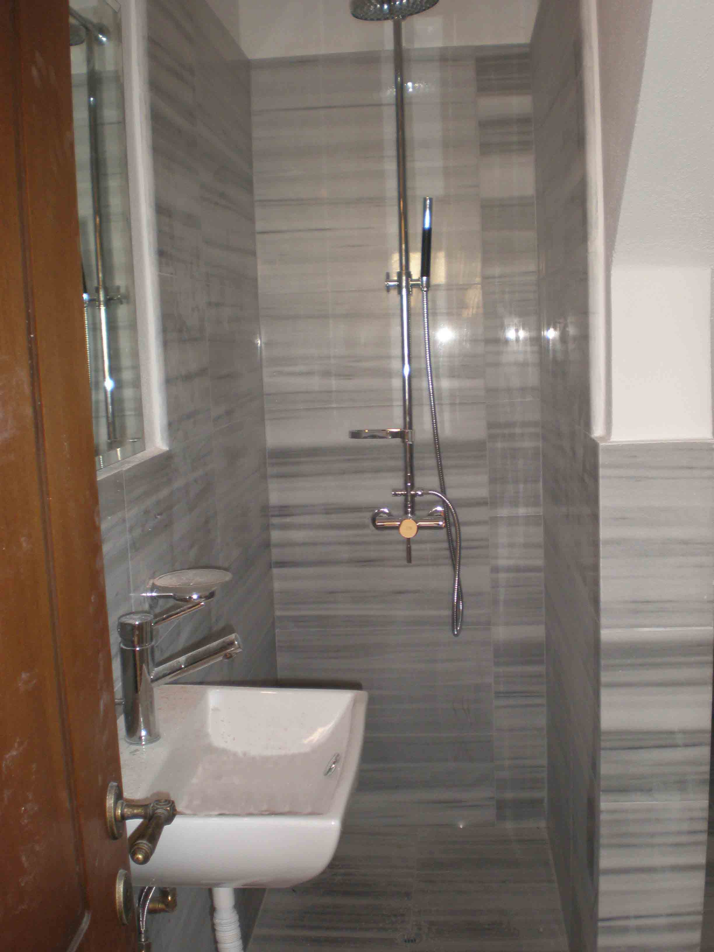 Wing B Shower Room